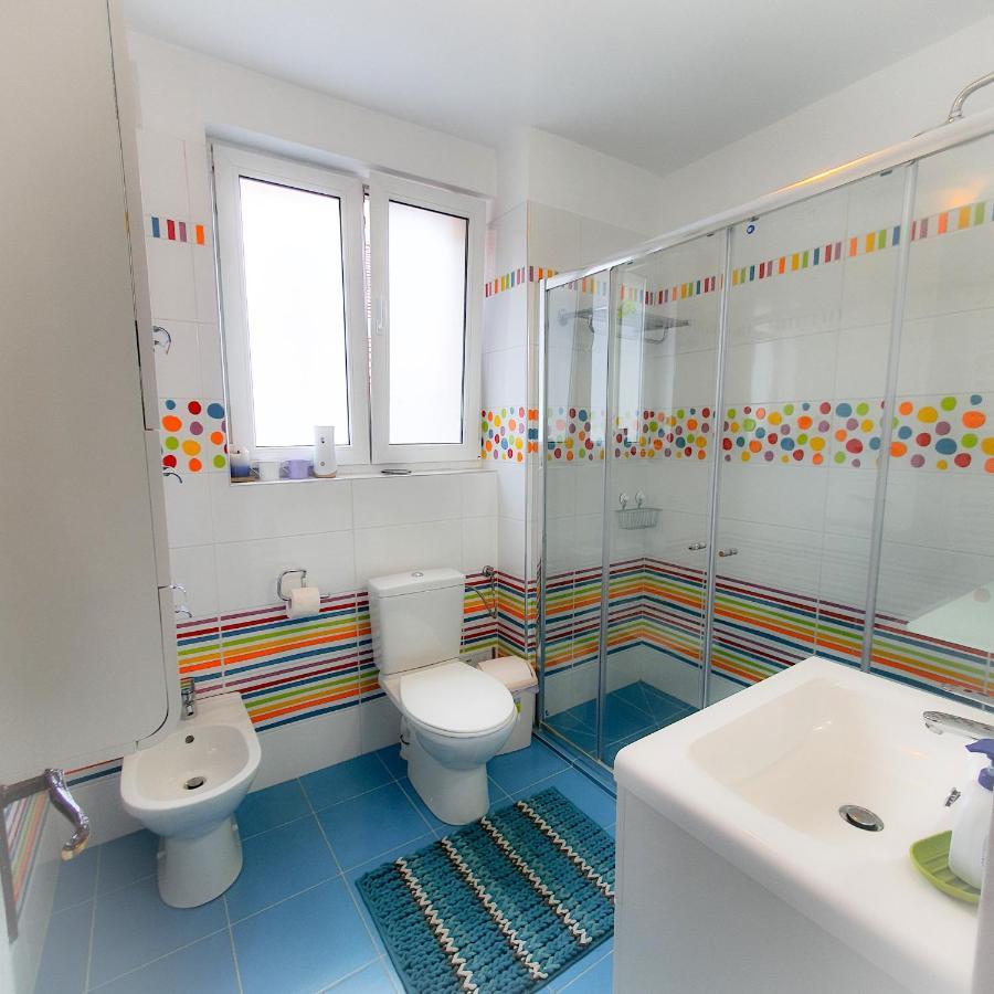 City Center Apartment Букурещ Екстериор снимка