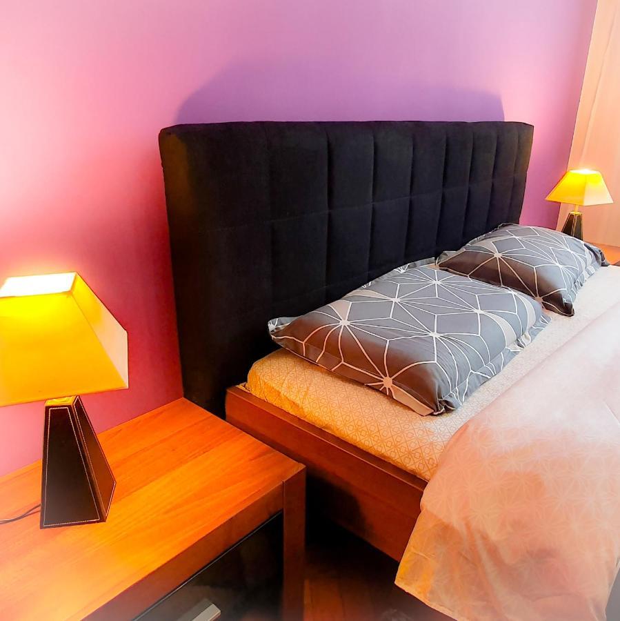 City Center Apartment Букурещ Екстериор снимка
