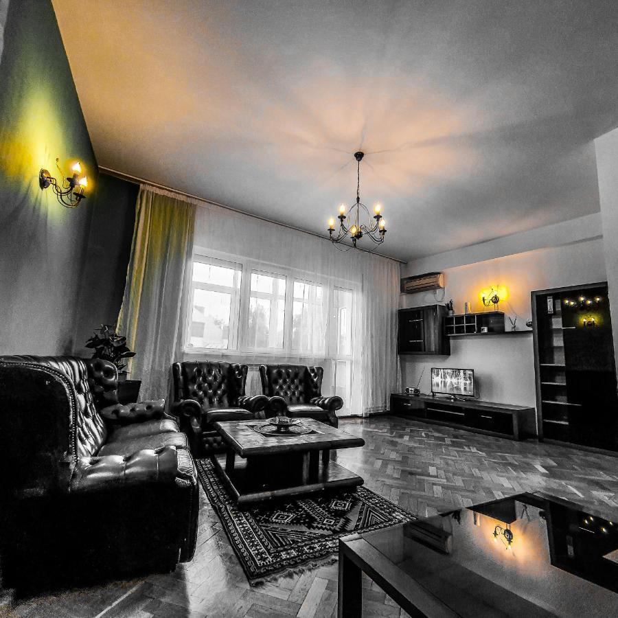 City Center Apartment Букурещ Екстериор снимка